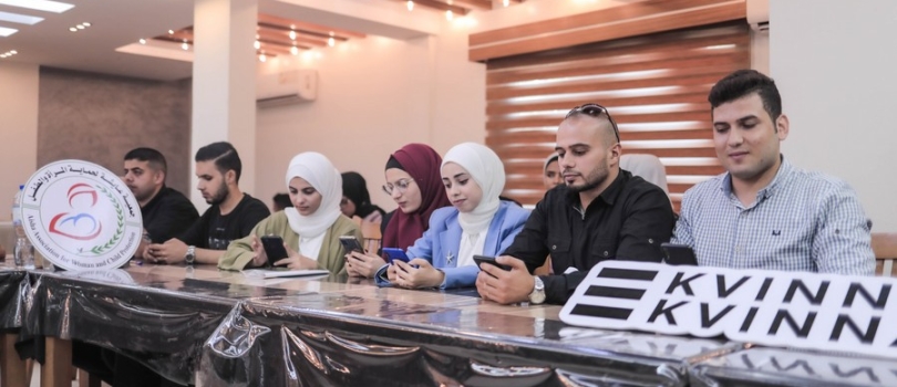 جمعية عايشة تعقد جلسة تغريد ضمن حملة #فضاء_آمن للفتيات والنساء عبر الإنترنت